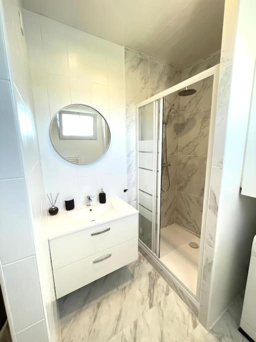 Studio 10Min Paris Centre I Cdg Drancy Bagian luar foto